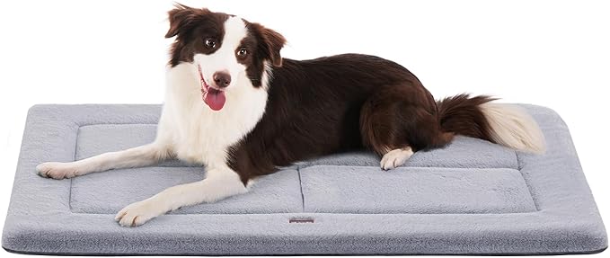 MADE 4 PETS Dog Crate Pad Bed for Medium Large Dogs, Washable & Reversible, Anti-Slip Kennel Mat for Cozy Sleeping, Soft Fluffy Dog Bed for Indoor & Outdoor Use, 35"x23", Gray