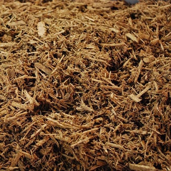 Premium Eucalyptus Wood Mulch for Indoor, Patio, Potting Media, Gardens, Lawns, and Landscaping (0.5 CF - 14 L - 15 QTS)